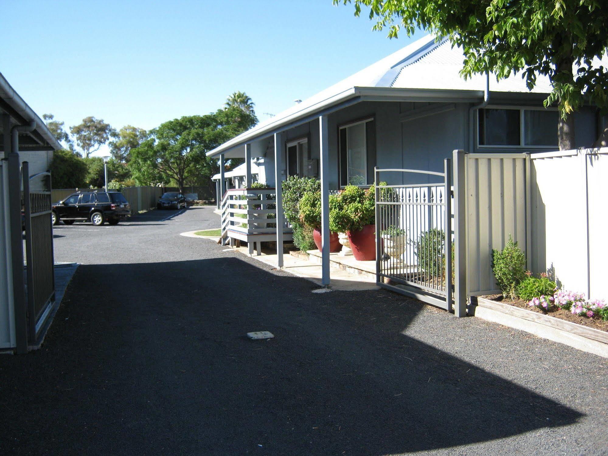 Canberra Ave Villas Queanbeyan Eksteriør bilde